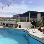 El Break at El Swell Surf House