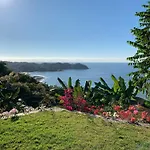 Villa Surya -6 Bdrm, Breathtaking Ocean View, Pool