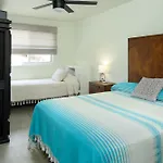 Casas Palmar And Tocayo