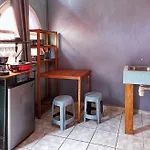 Riad Lola