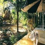 Junto Al Rio Bungalows & Suites