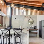 Welcome To Paradise - Luxurious Studio Oasis \