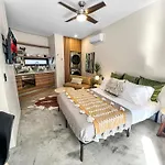 Stunning Brand New 1Br In Paradise! W Pool!