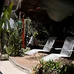 Casa Nainoa - Home With Pool & Rooftop Palapa