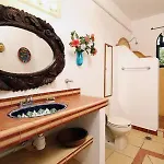 Villas Del Corazon - Iguana