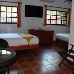 Villas Amalia Hotel