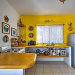 Sayulita Condo Walk To Beach, Plaza And Dining!