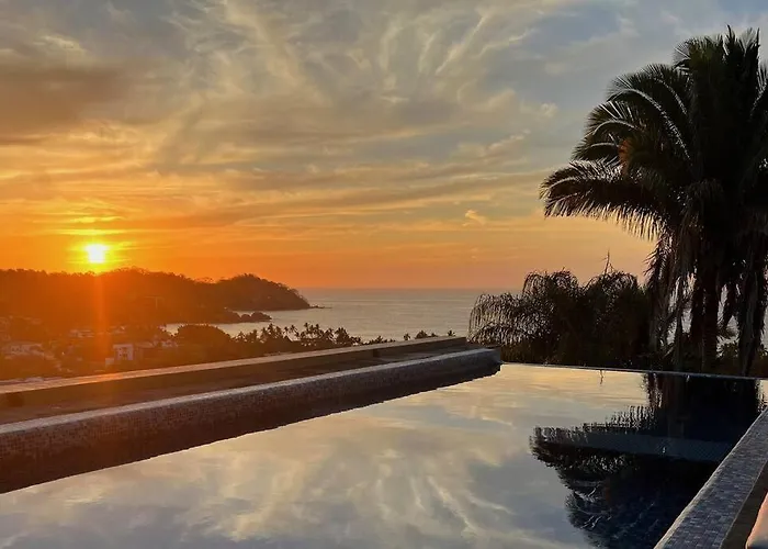 Stunning Ocean Views 2 Pools 10 Min Walk To Beach
