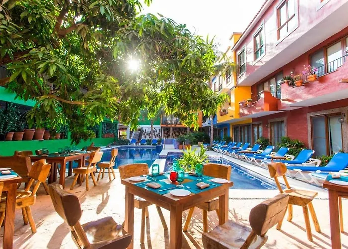 2 Deluxe 2Br Suites Only 2\' Walk From The Beach