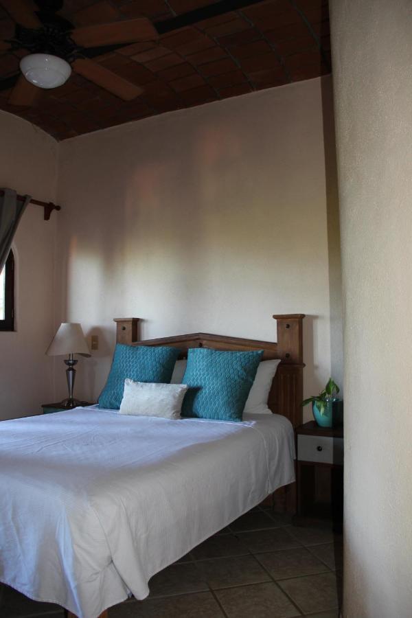 Vista Hotel 2*