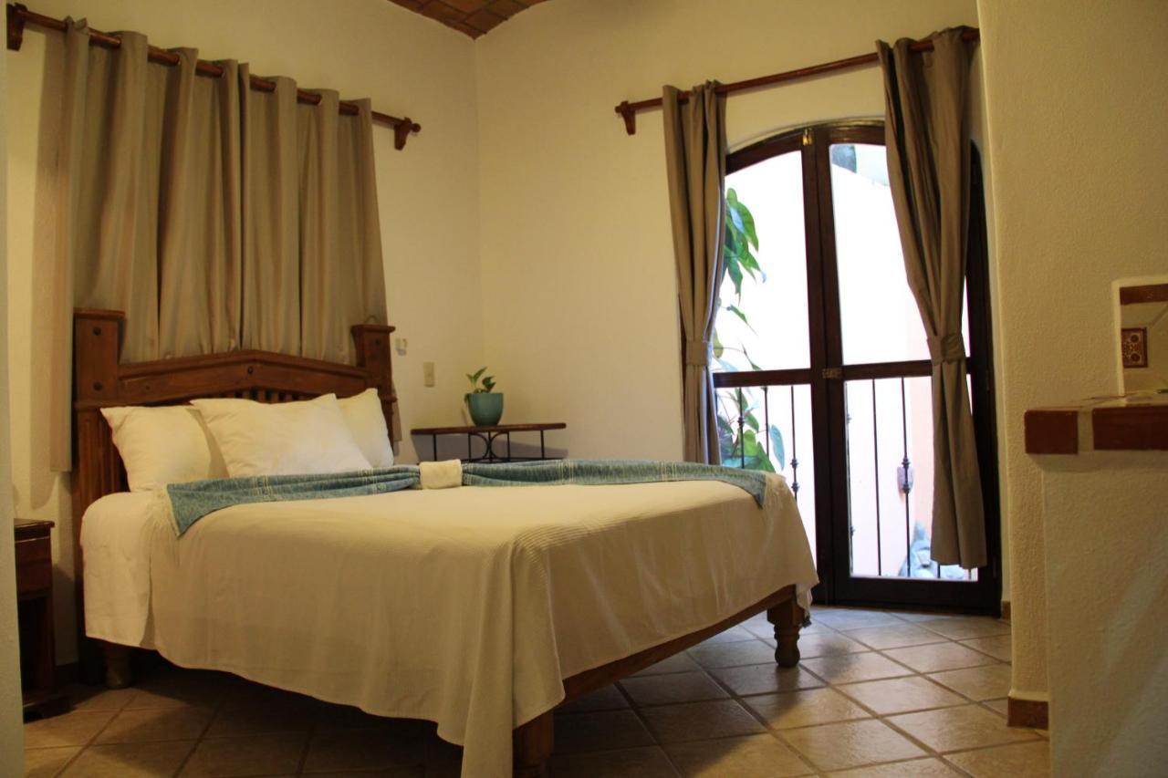Vista Hotel 2*