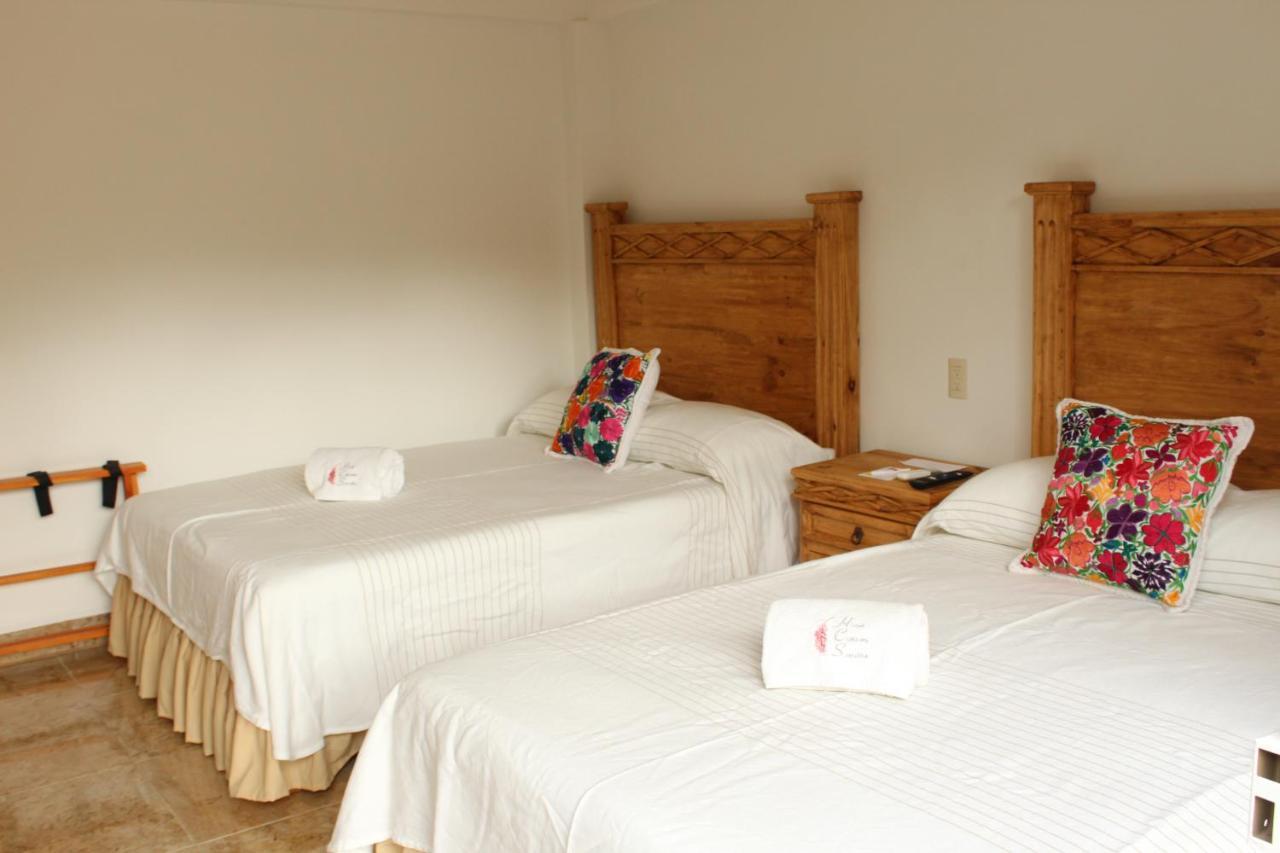 Hotel Colores *