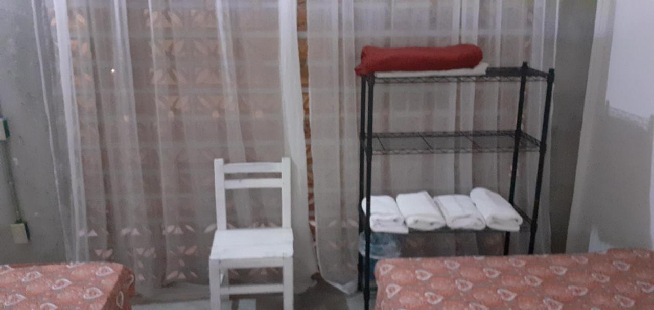 Capsule hotel Lola