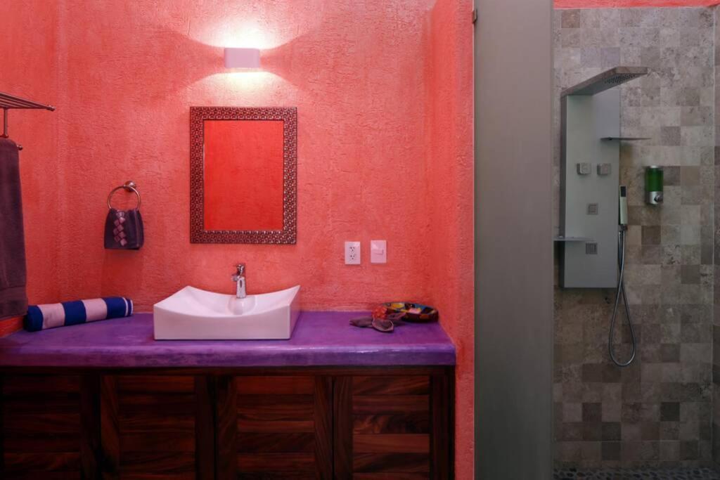 Kiwi. Huge Pool, Steps To Town N Beach. 6 Brm 7.5 Bth 3 Kcn Sayulita