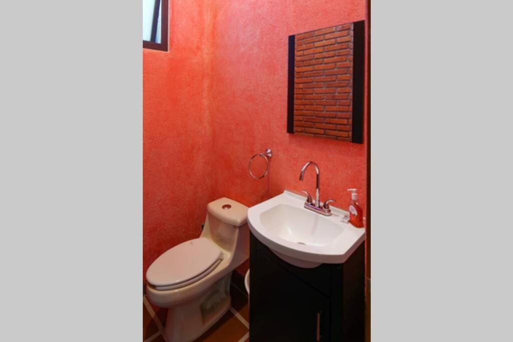 Kiwi. Huge Pool, Steps To Town N Beach. 6 Brm 7.5 Bth 3 Kcn * Sayulita