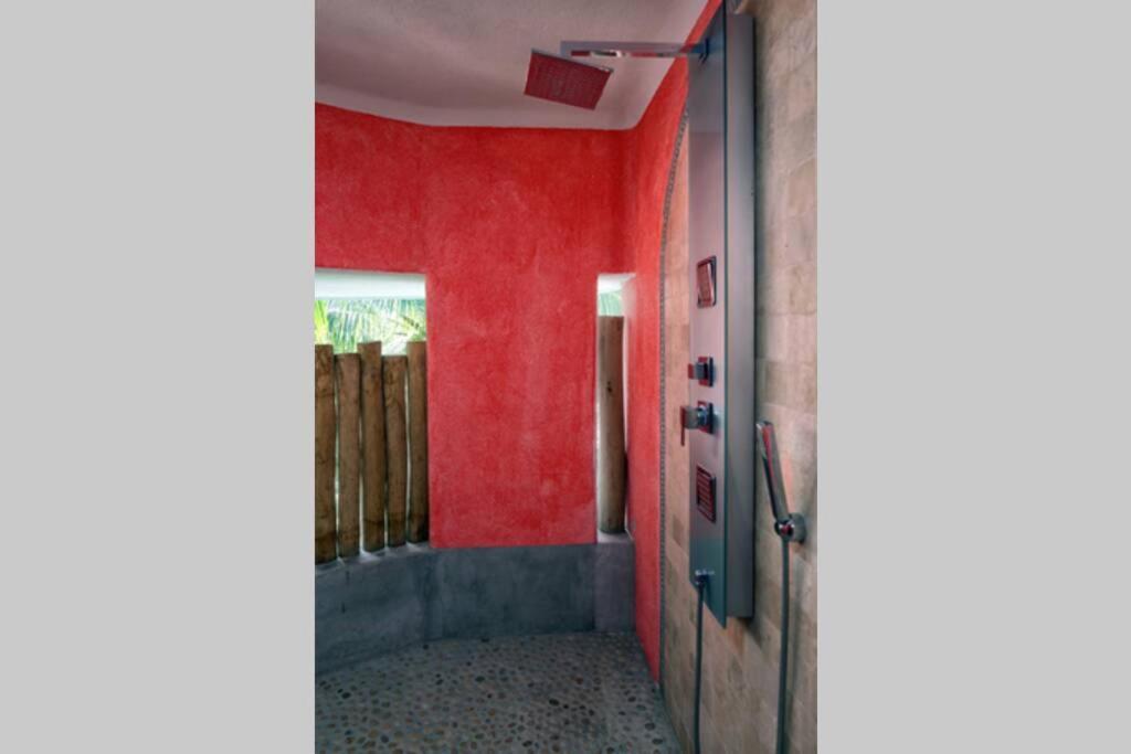 Lodge Kiwi. Huge Pool, Steps To Town N Beach. 6 Brm 7.5 Bth 3 Kcn Sayulita