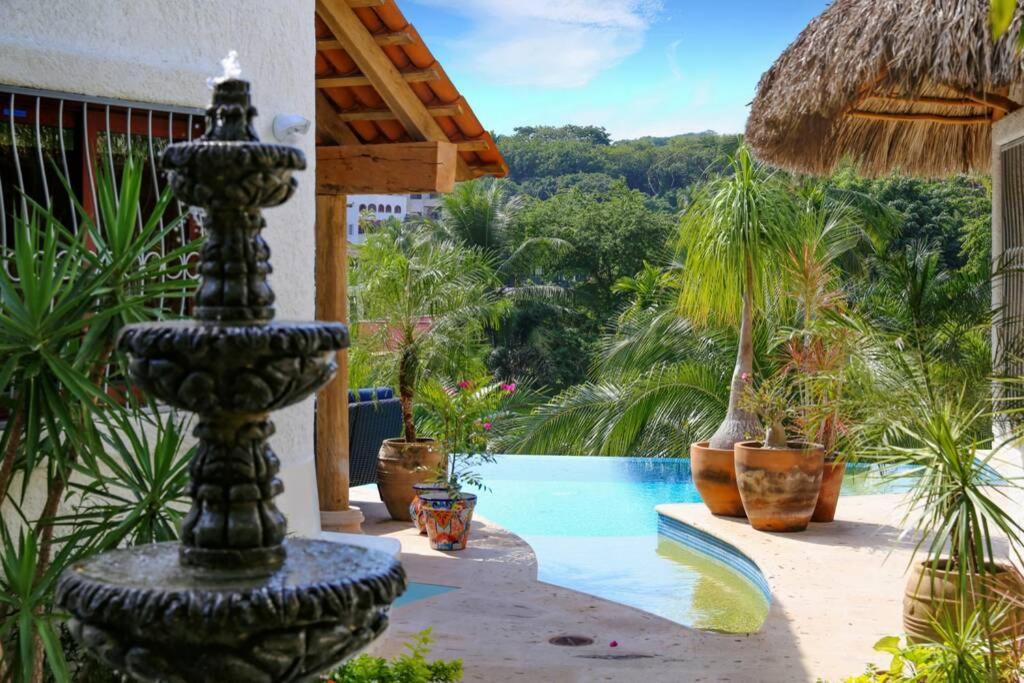 Lodge Kiwi. Huge Pool, Steps To Town N Beach. 6 Brm 7.5 Bth 3 Kcn Sayulita
