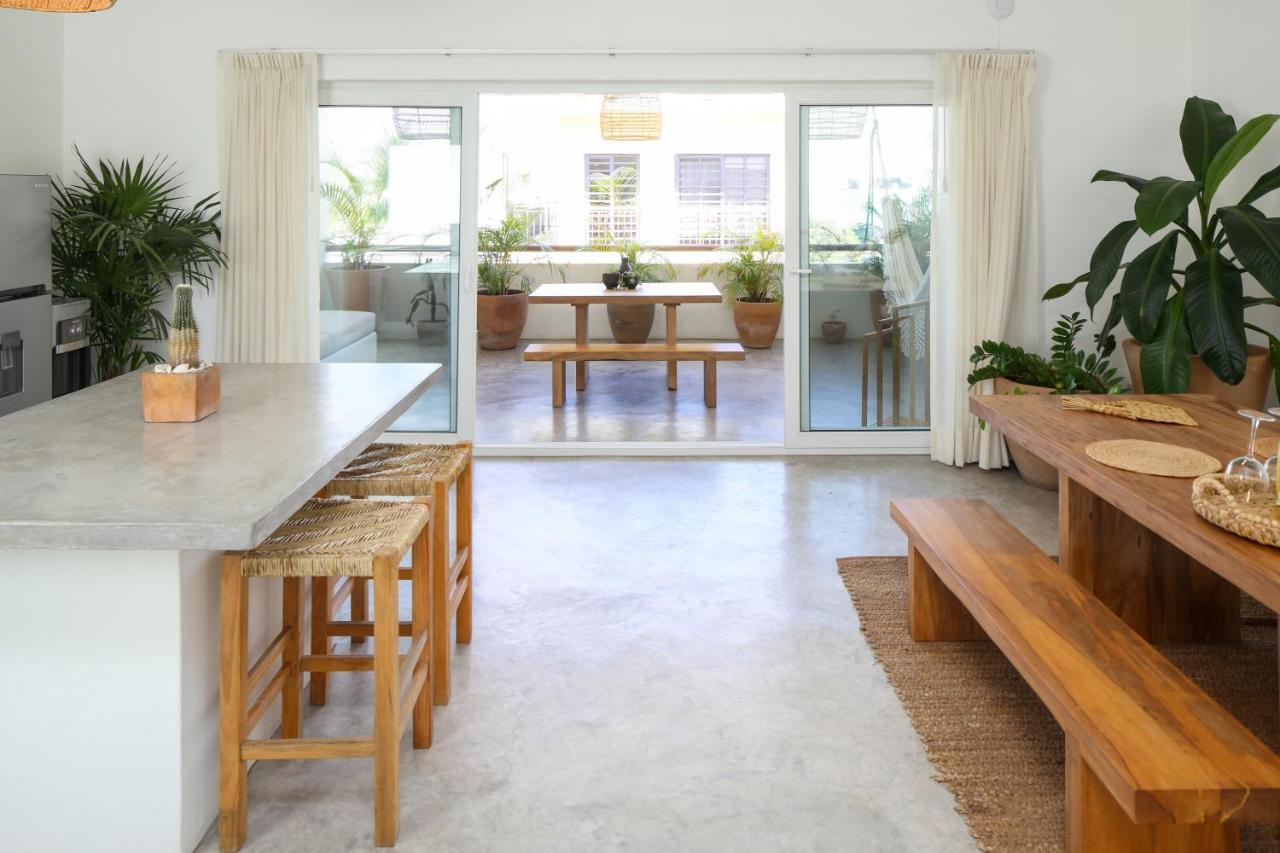 Apartment El 55 Stylish Couple Getaway Rooftop Pool *