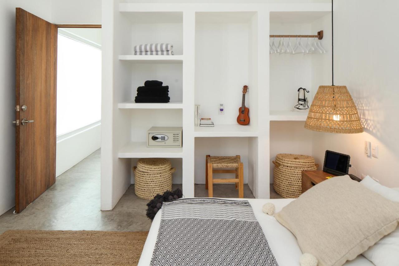 El 55 Stylish Couple Getaway Rooftop Pool Apartment