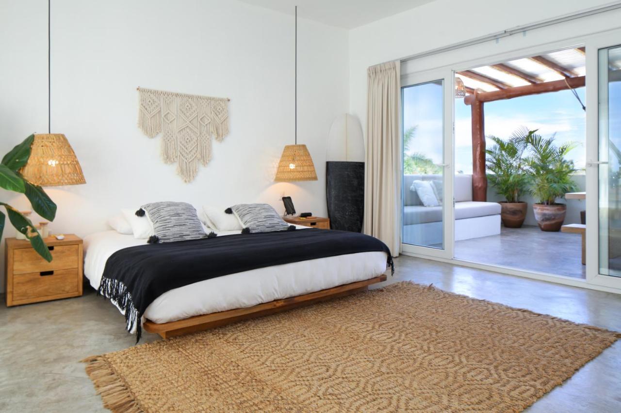El 55 Stylish Couple Getaway Rooftop Pool *
