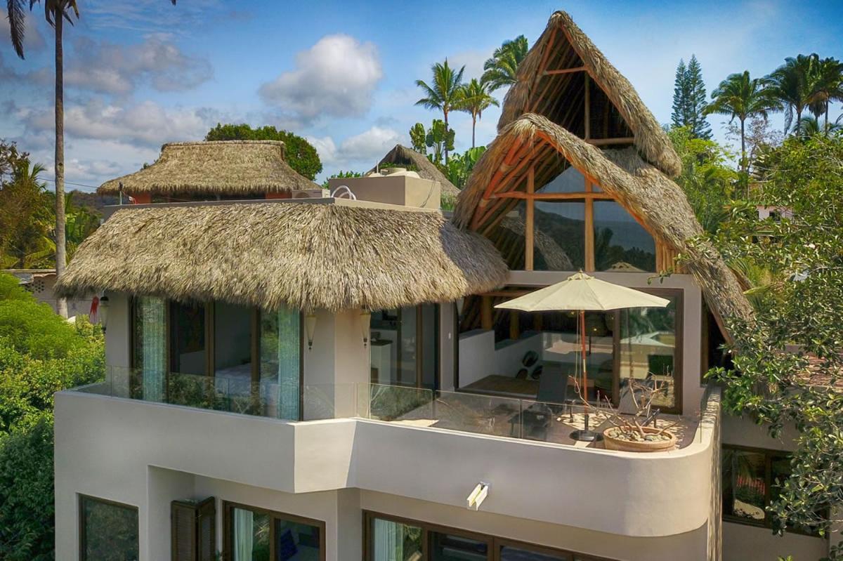 Casa Sayulita, Mistika *