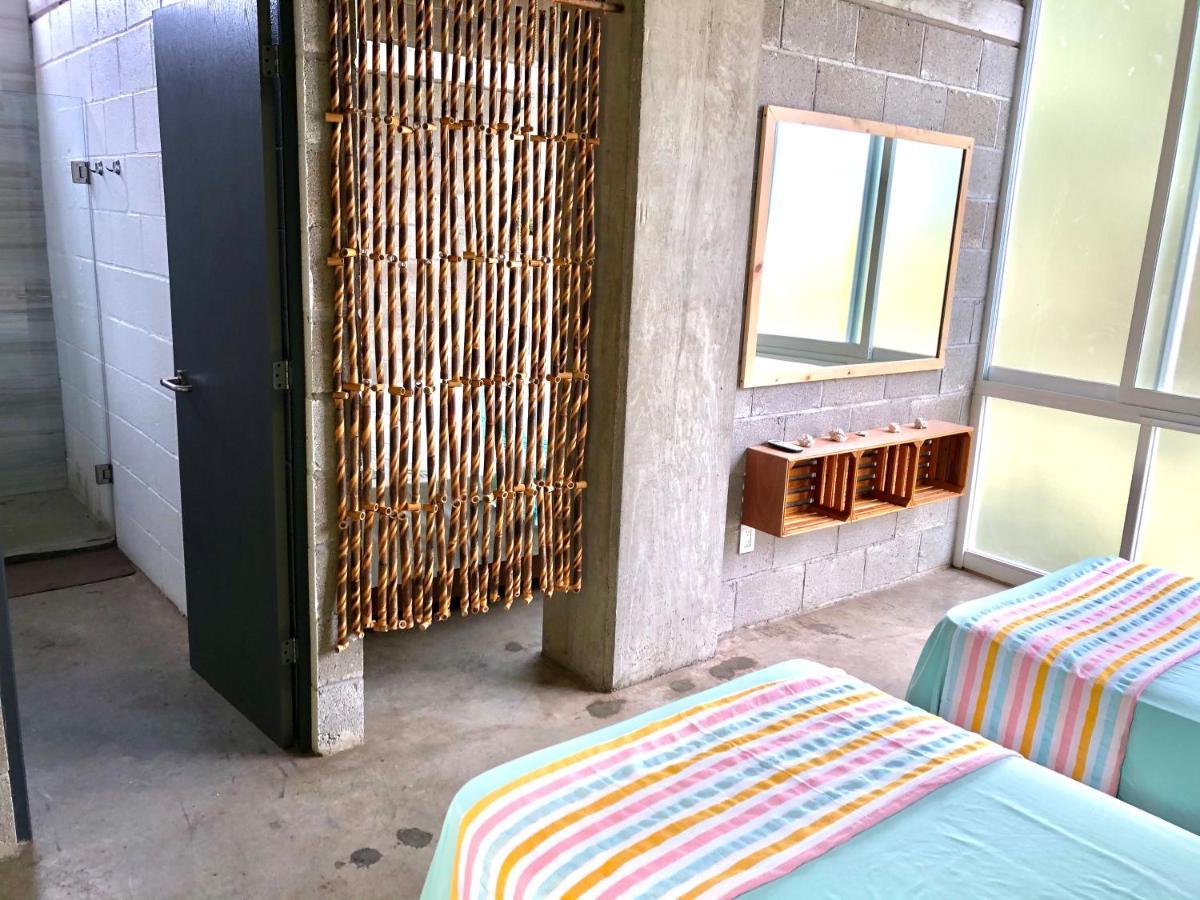 Tortuga Hostel *