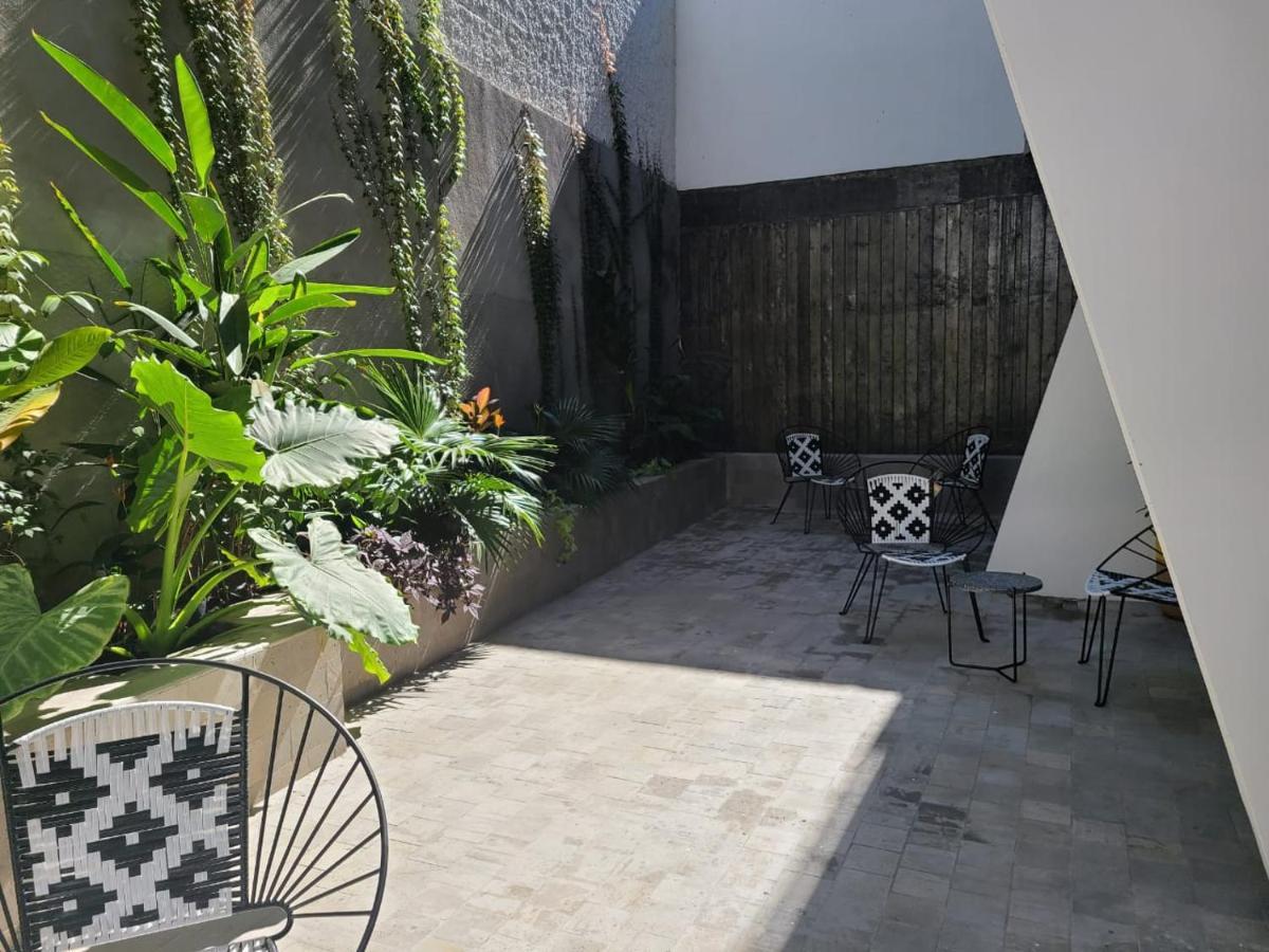 Ximena Boutique 3*