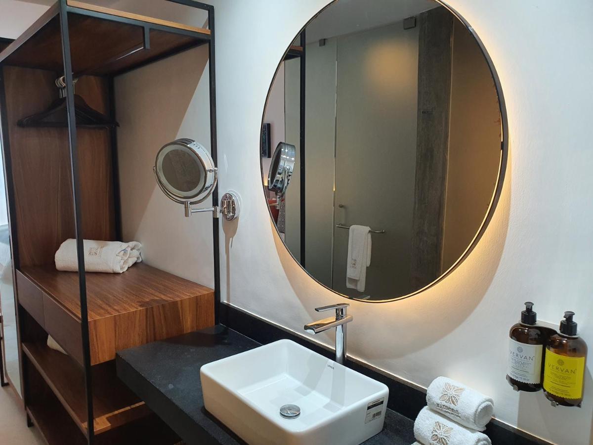 Ximena Boutique Hotel 3*