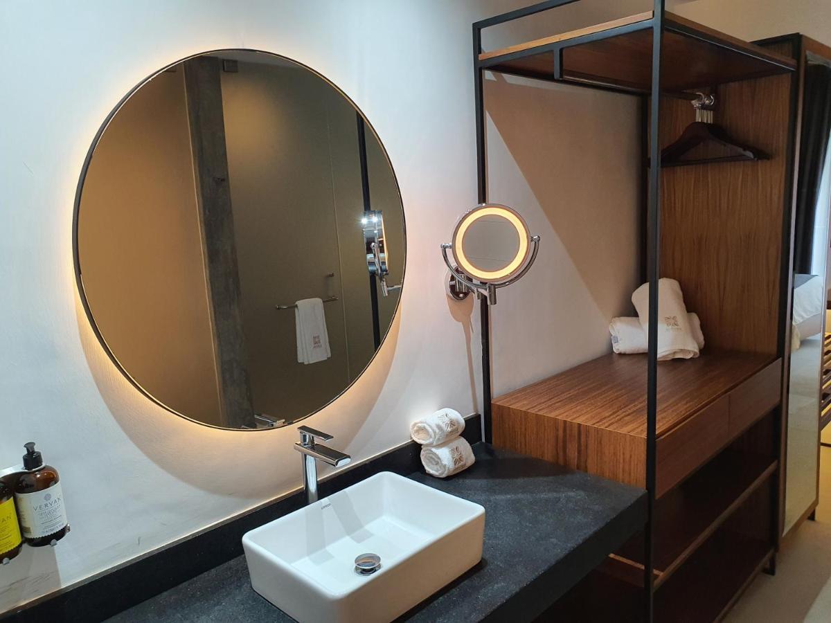 Ximena Boutique Hotel 3*