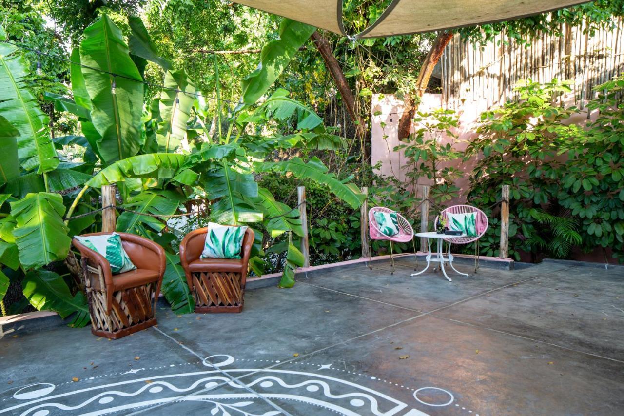 My Sisters House - Female Only Hostal Sayulita