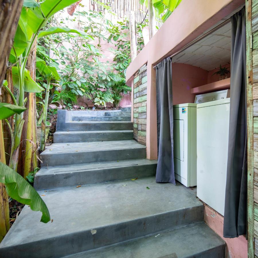 My Sisters House - Female Only Hostal Sayulita