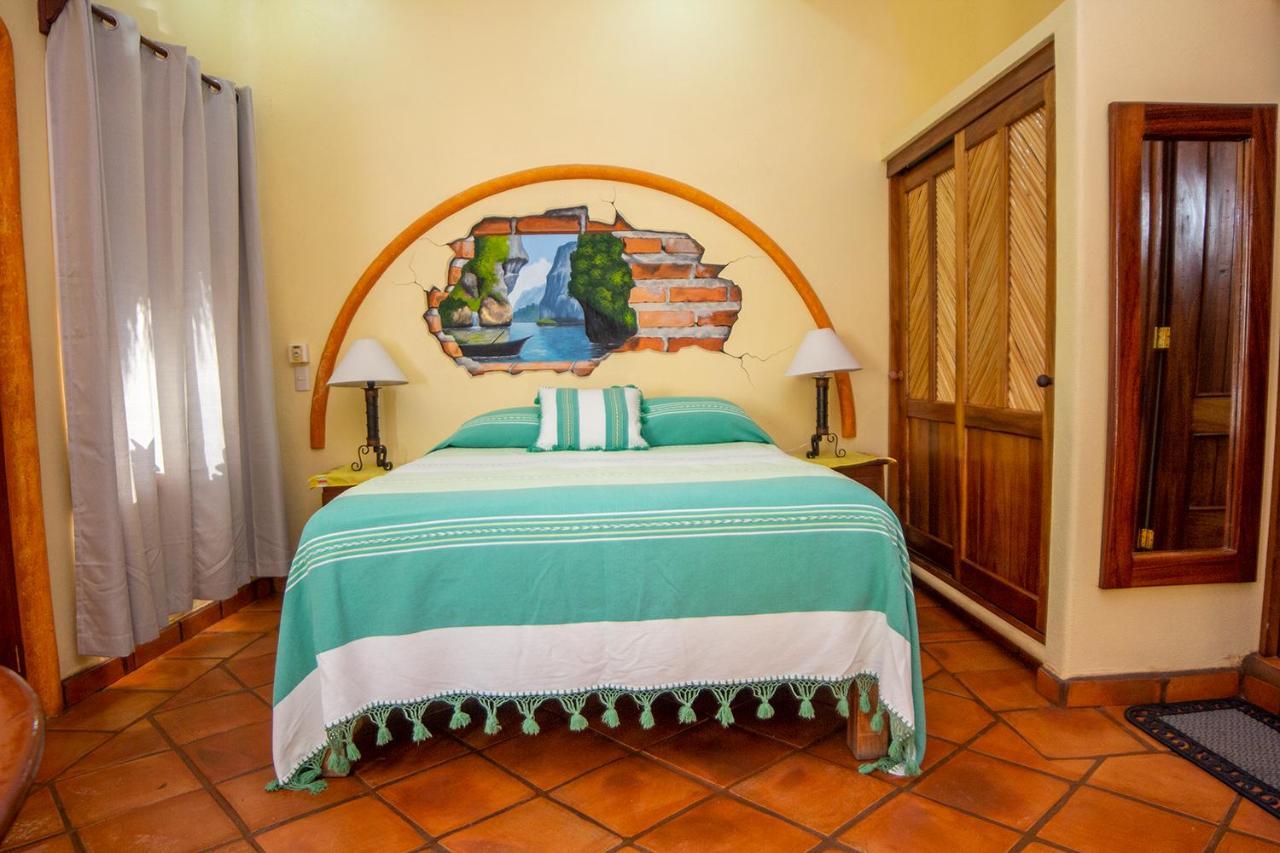 Jaqueline Hotel *