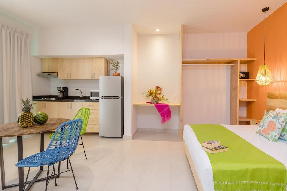Riviera Hotel 3*