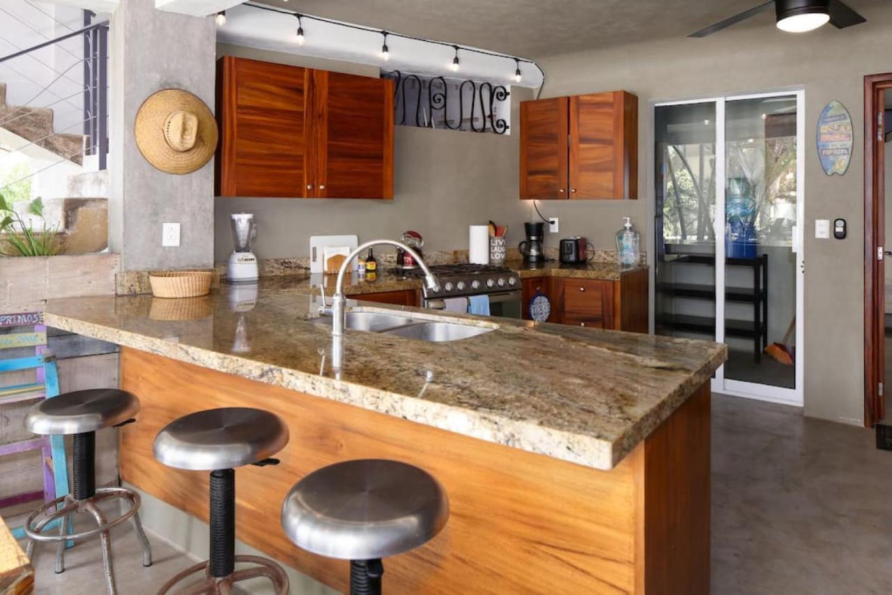 Сasa de vacaciones Tocayo Playa 1bd Enjoy And Surf Steps From Modern 1br Sleeps 4