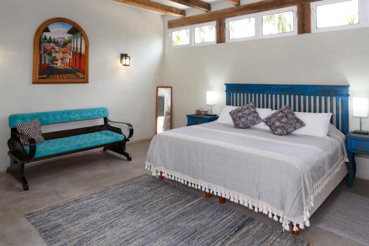 Casas Palmar And Tocayo *