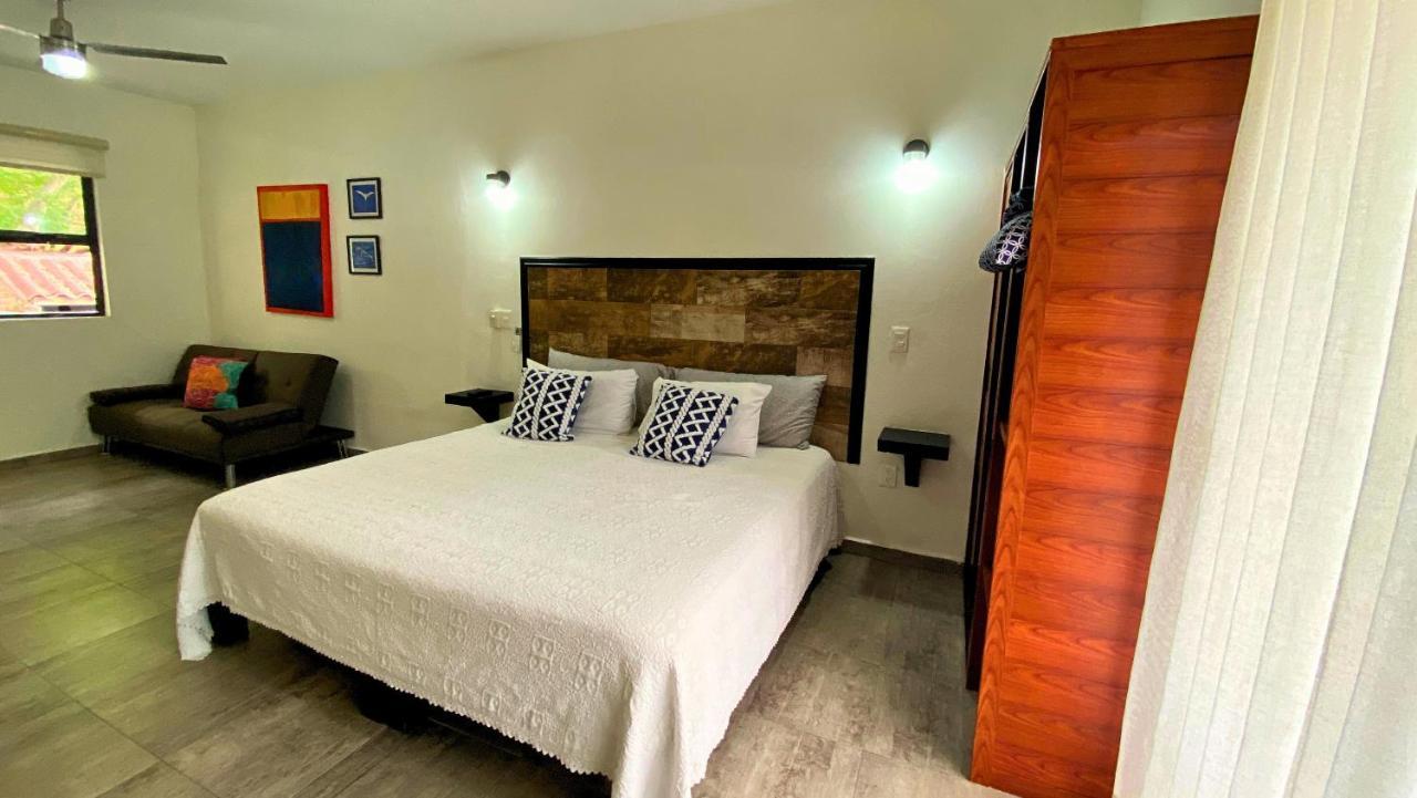 Cantares Hotel *