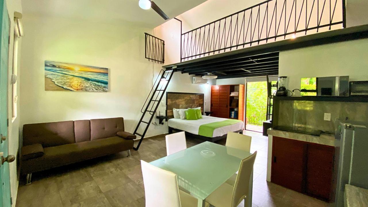 Hotel Cantares *