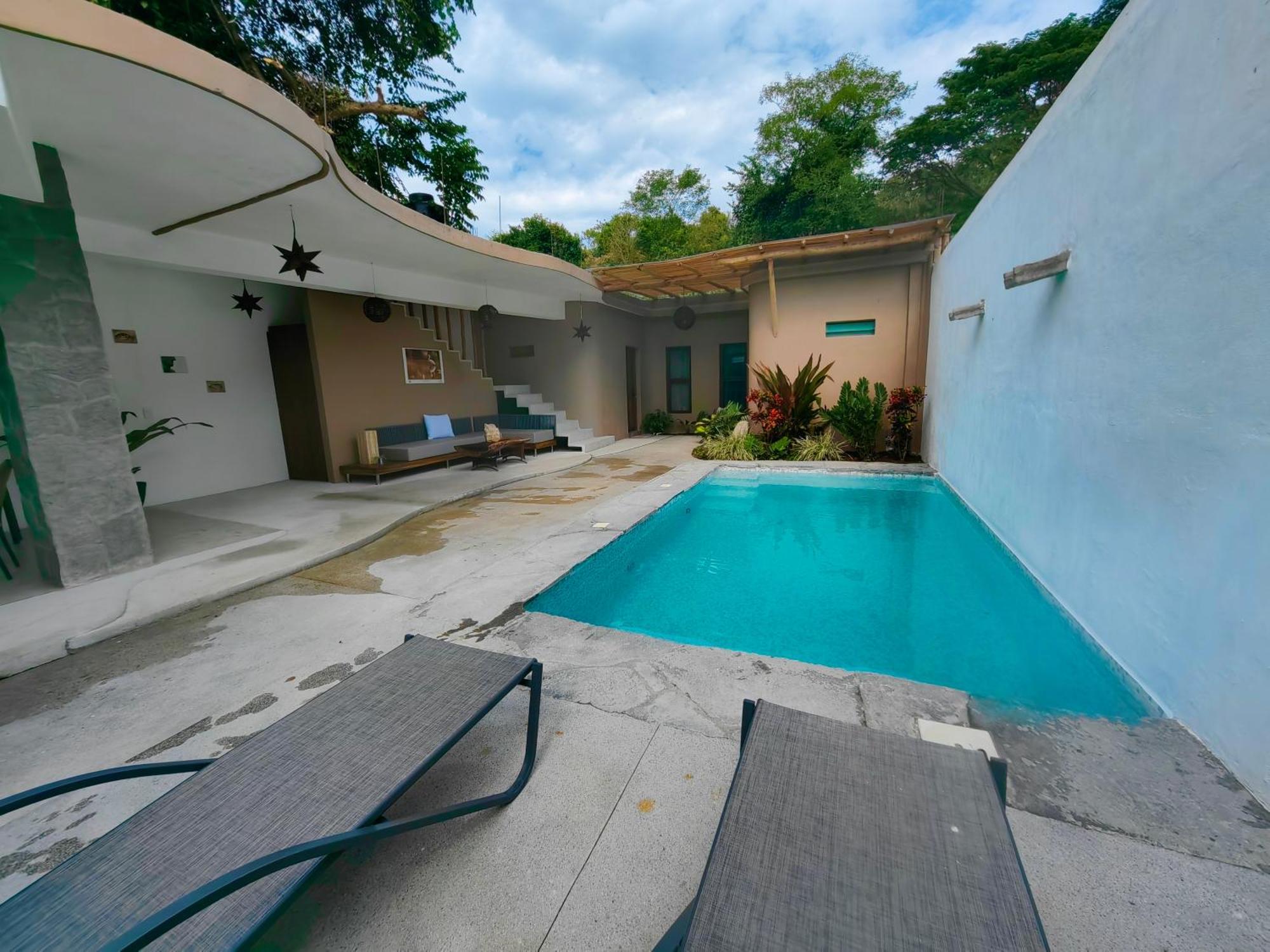 Del Pez Villa *
