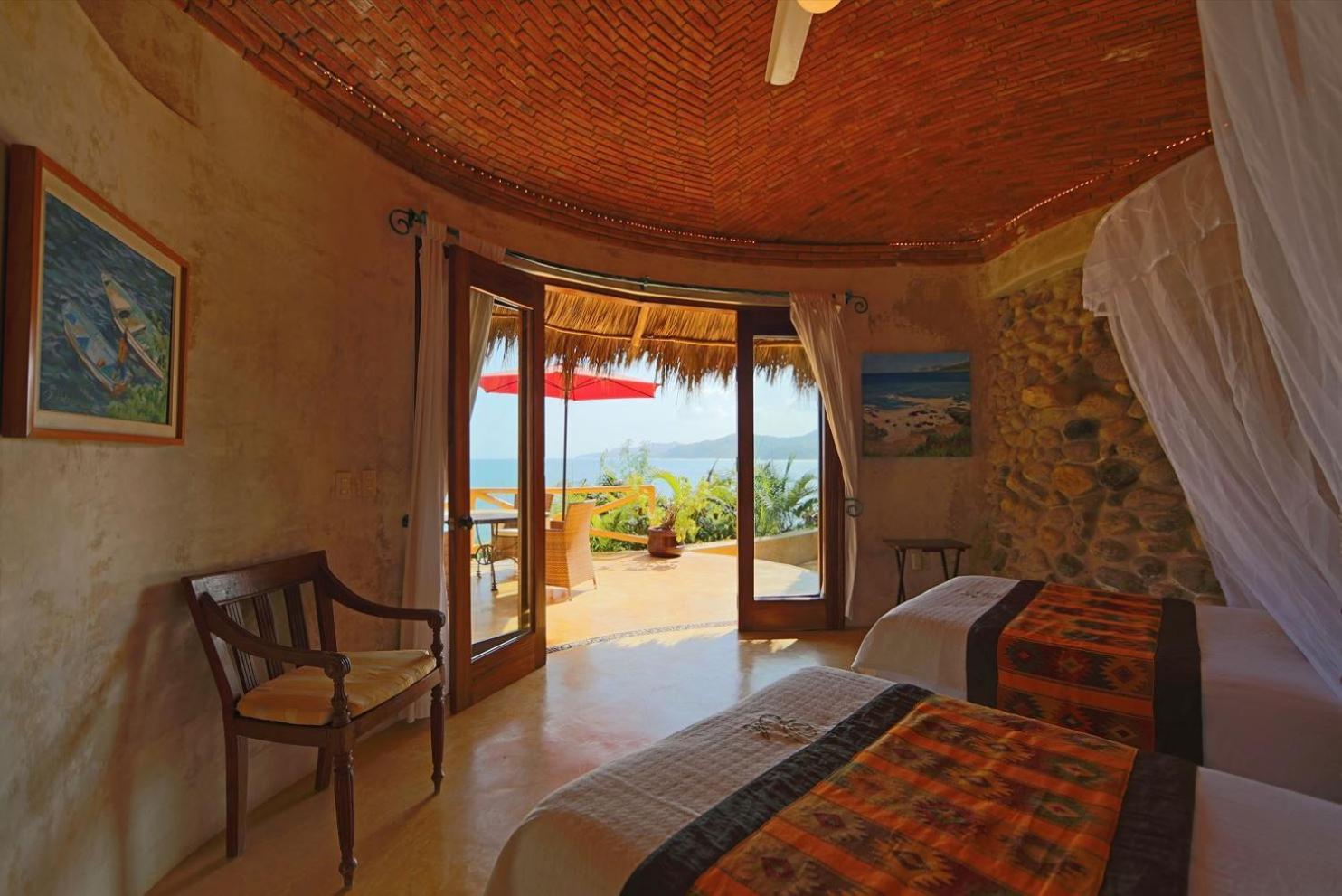 Hotel Villa Amor 4*