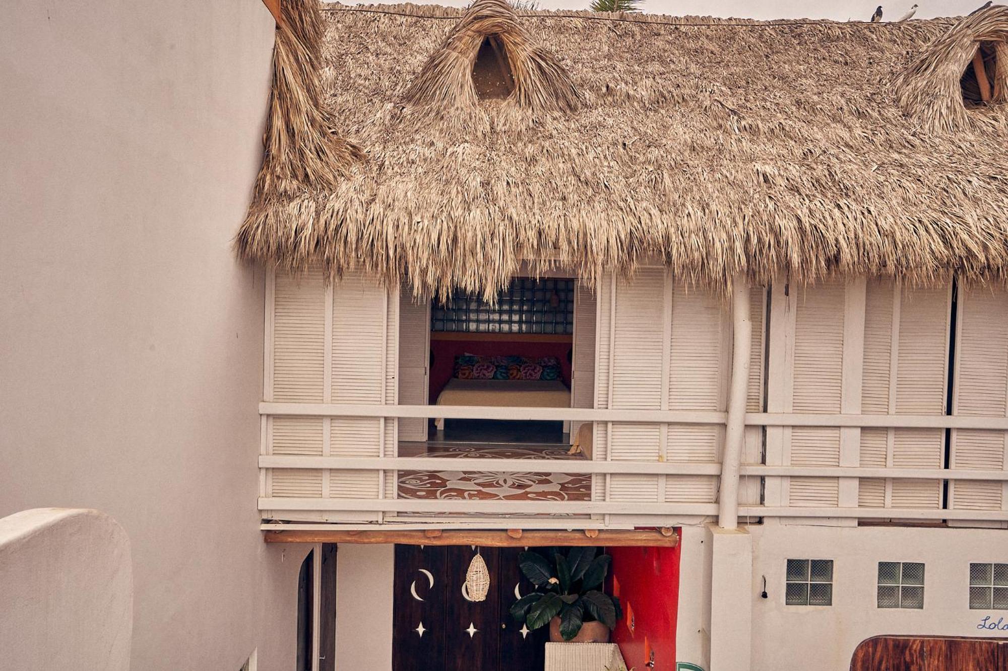 Casa *