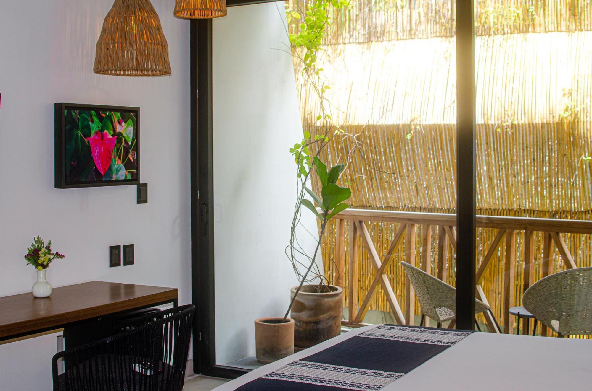 Ximena Boutique 3*