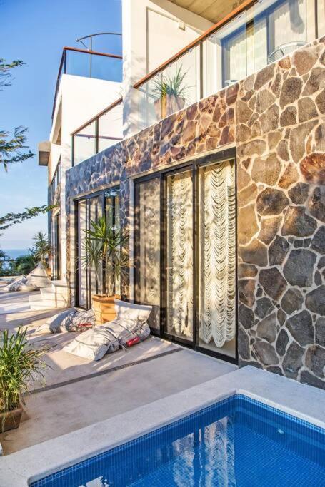 Villa Surya -6 Bdrm, Breathtaking Ocean View, Pool Sayulita