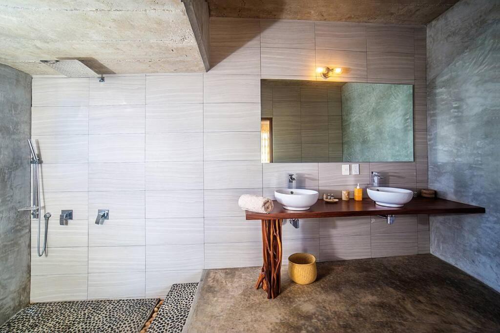 Surya -6 Bdrm, Breathtaking Ocean View, Pool Villa Sayulita