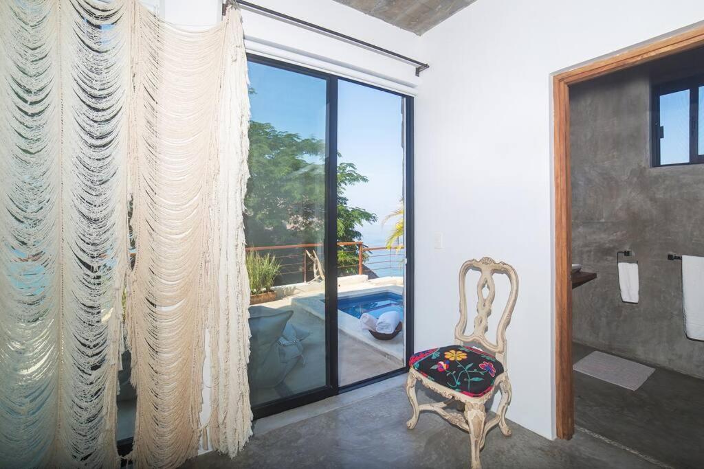 Villa Surya -6 Bdrm, Breathtaking Ocean View, Pool *