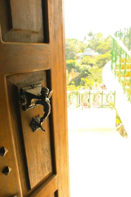 Apartment Casa Neruda Overlooking The Bay *
