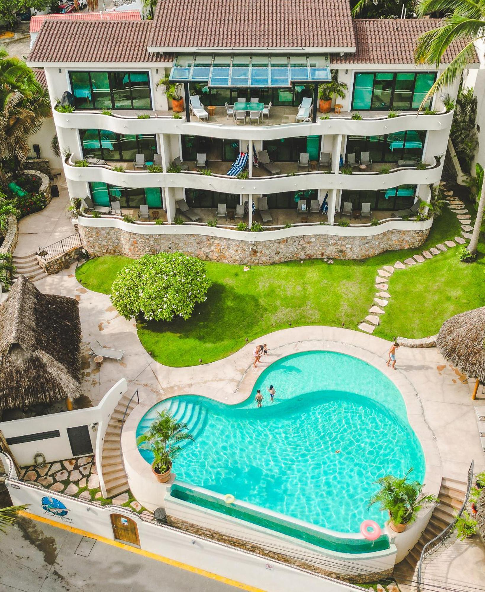 La Esquina Apartahotel 3*