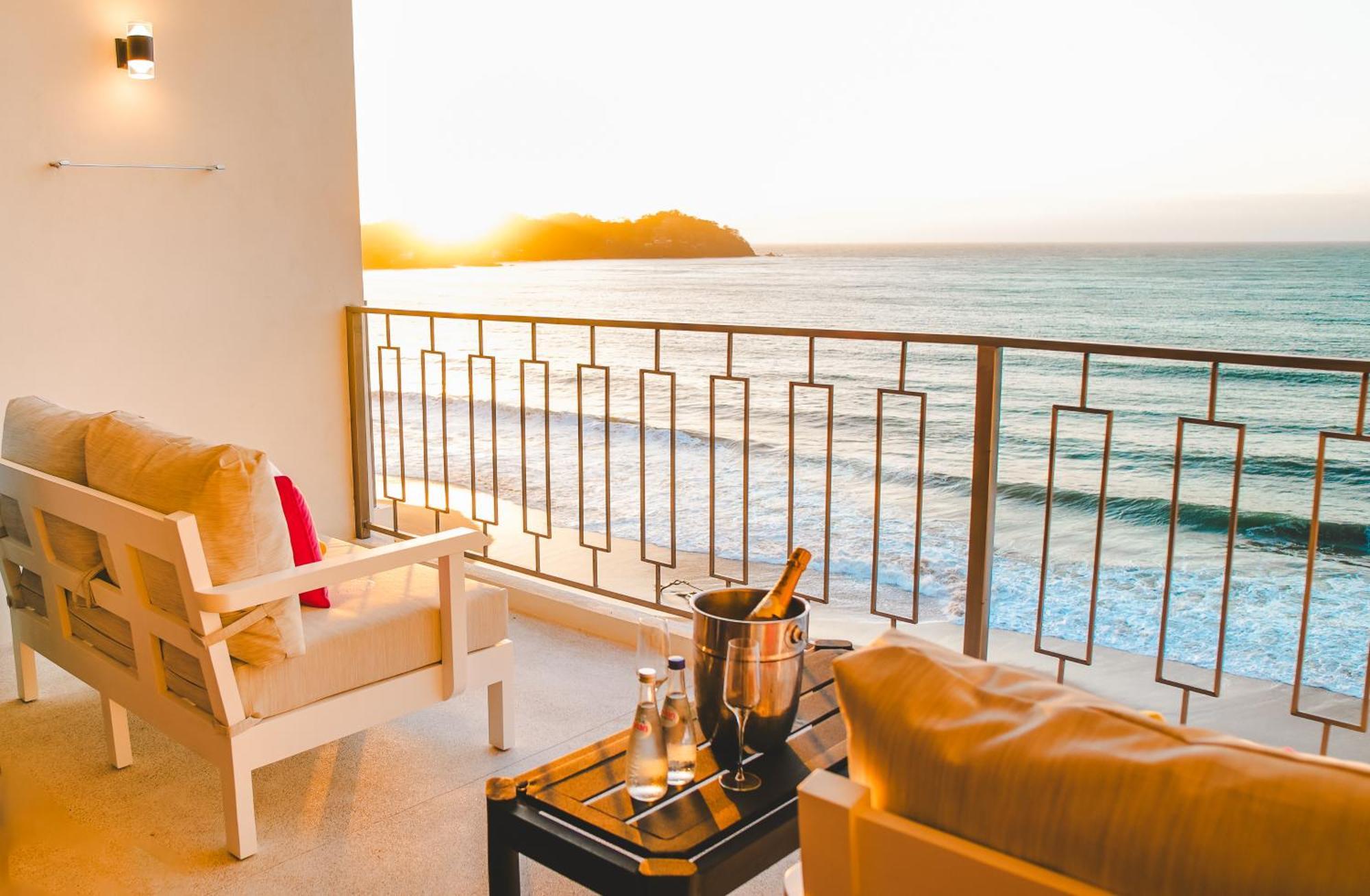 La Puesta Sayulita