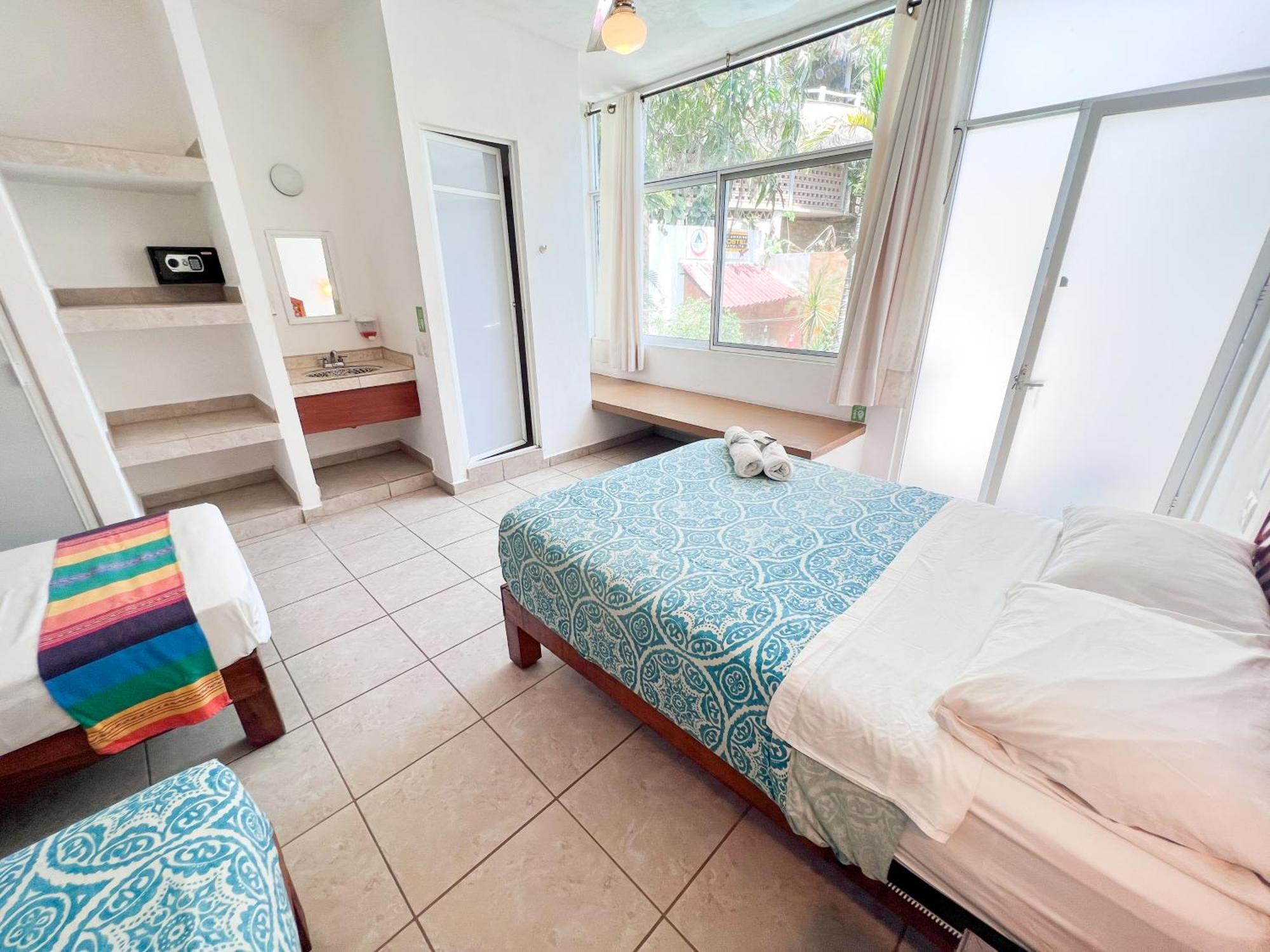 Hostal Ith Amazing Surf