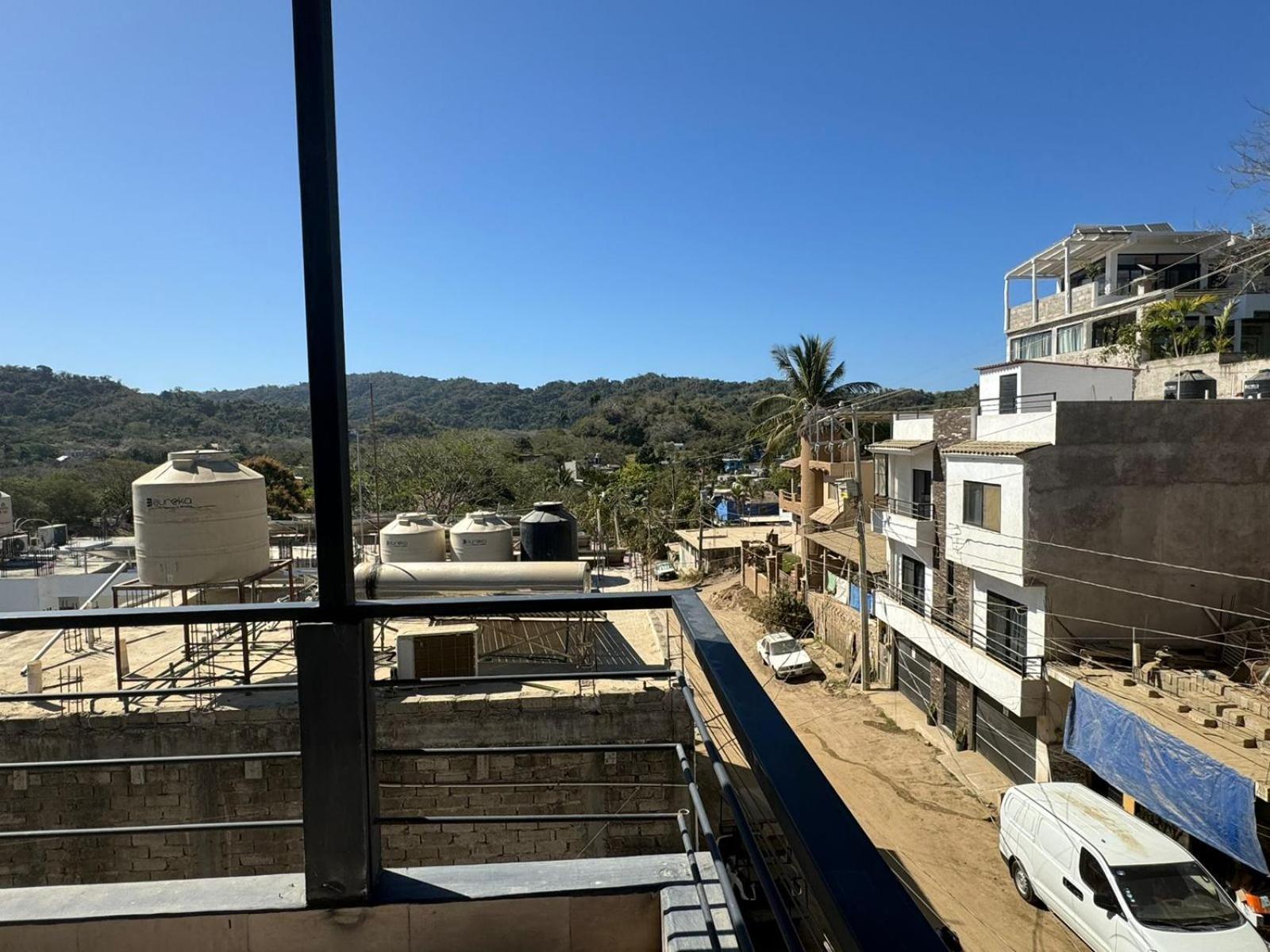 Casa Katrina #3 *