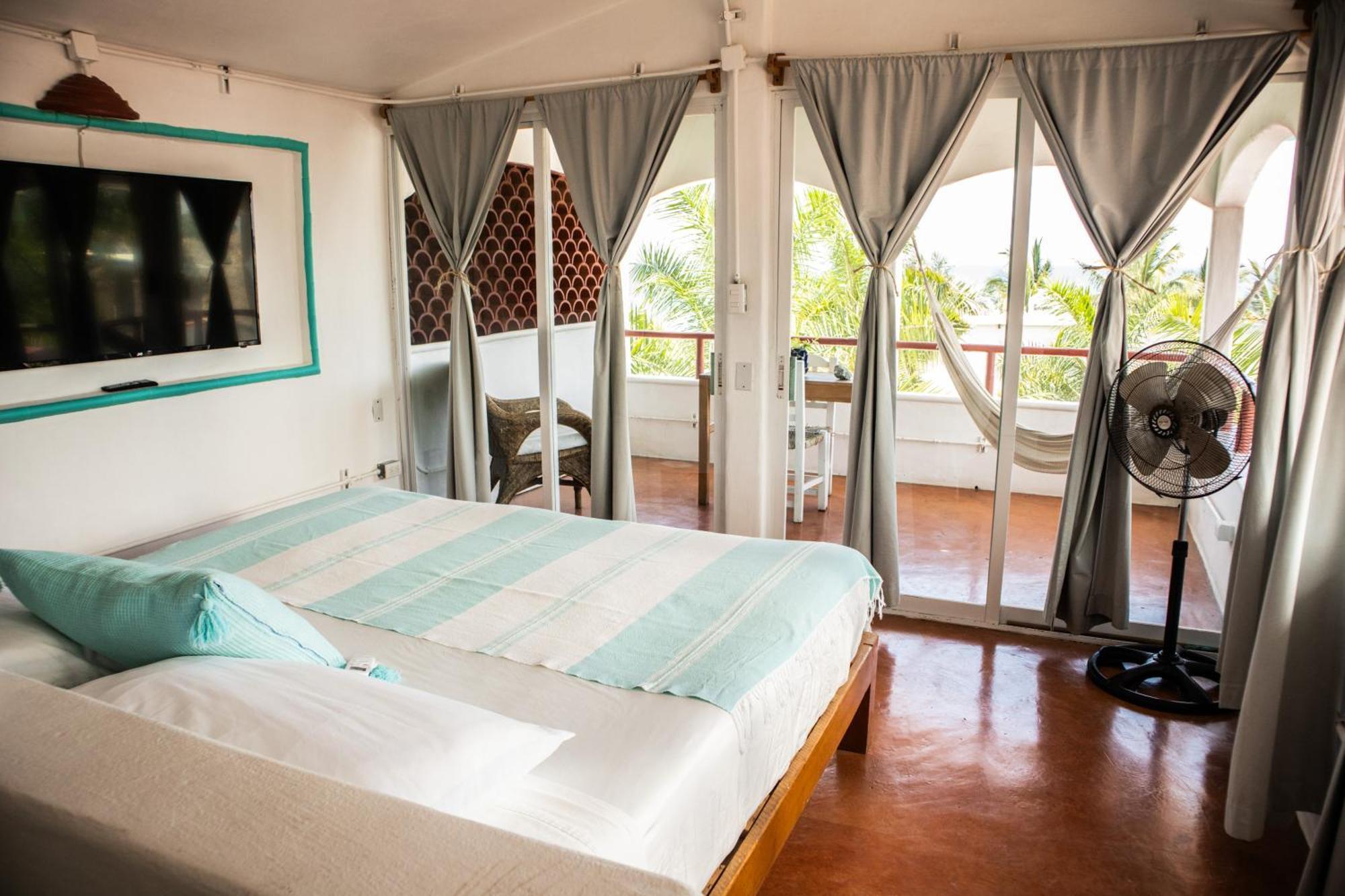 Sayulita Central Hotel 3*
